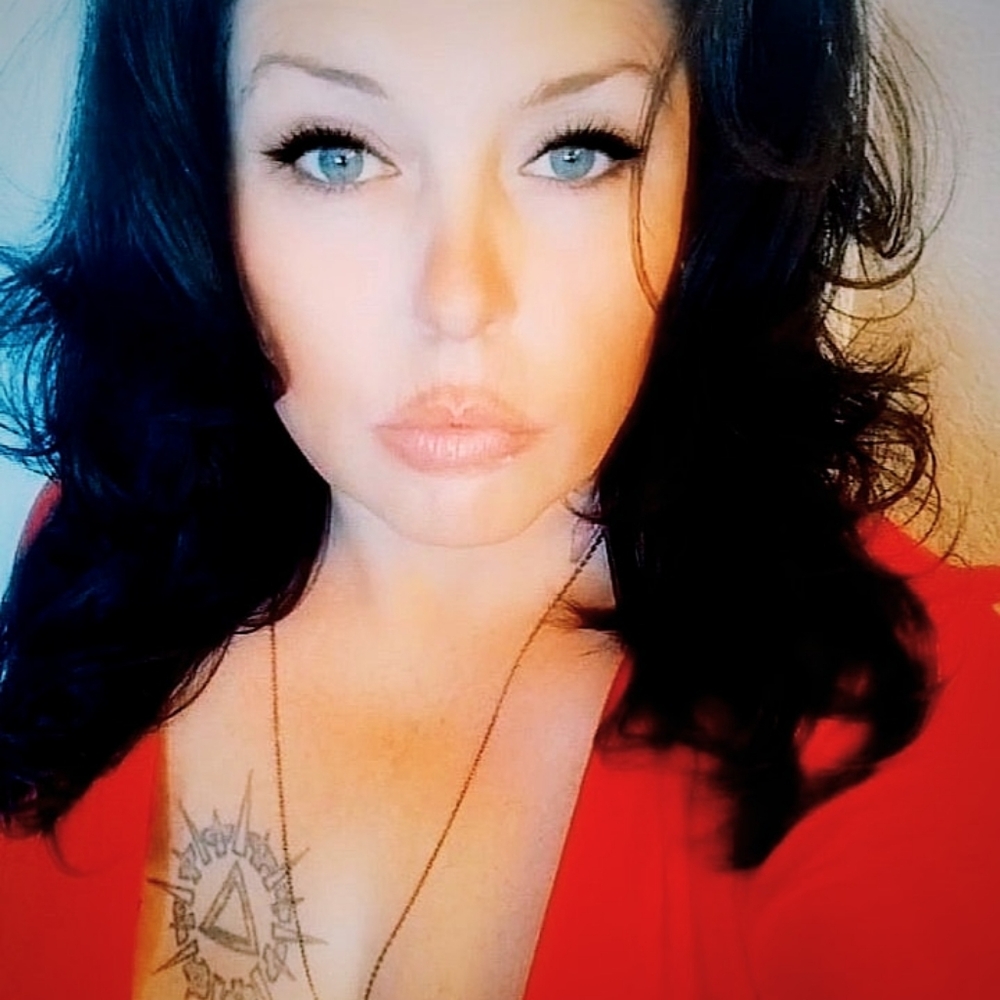 Meet your Posher, Wendy